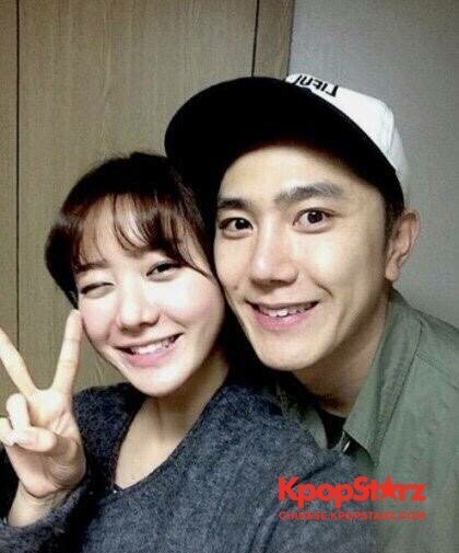 据报道演员韩可露最近诞下了双胞胎 据报道演员韩可露最近诞下了双胞胎