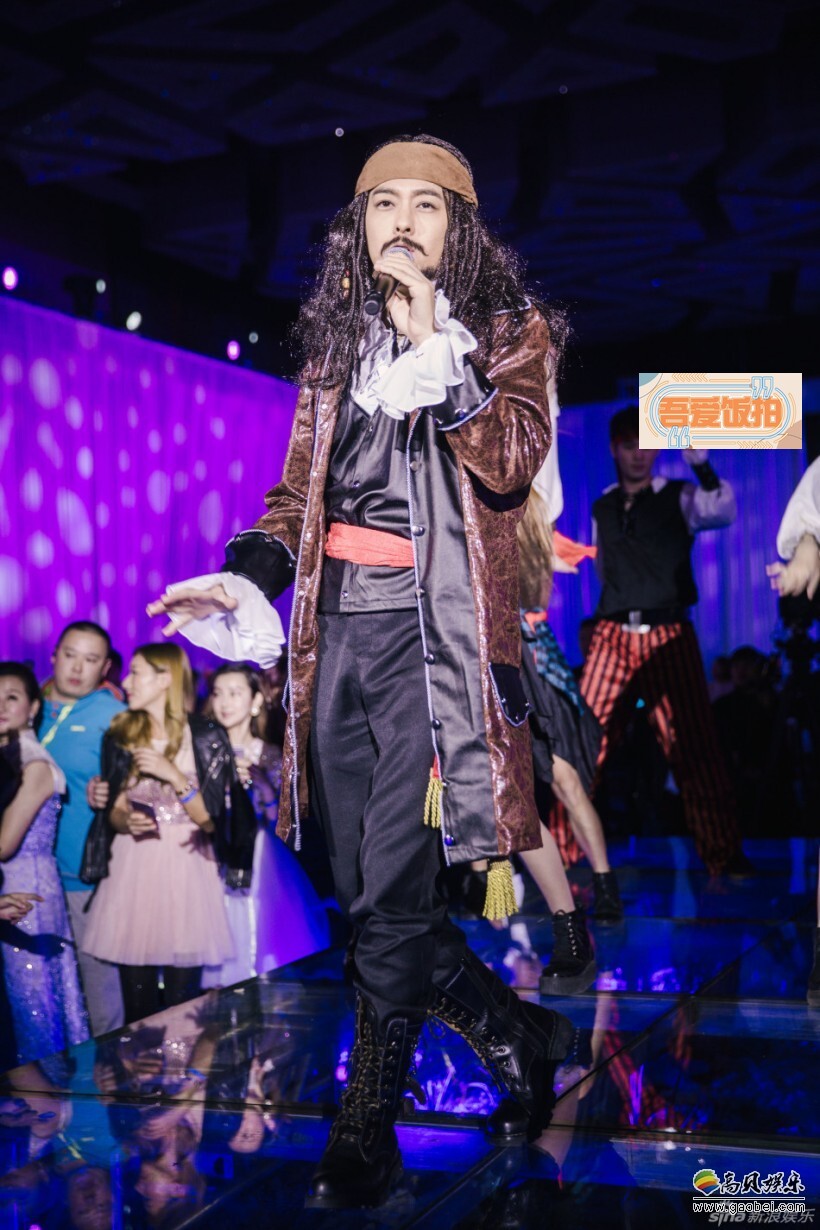 钟丽缇和张伦硕在北京举行婚礼