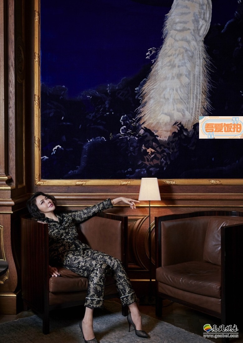 大美人关之琳近日更亲身上阵为全新系列做模特儿拍硬照 大美人关之琳近日更亲身上阵为全新系列做模特儿拍硬照