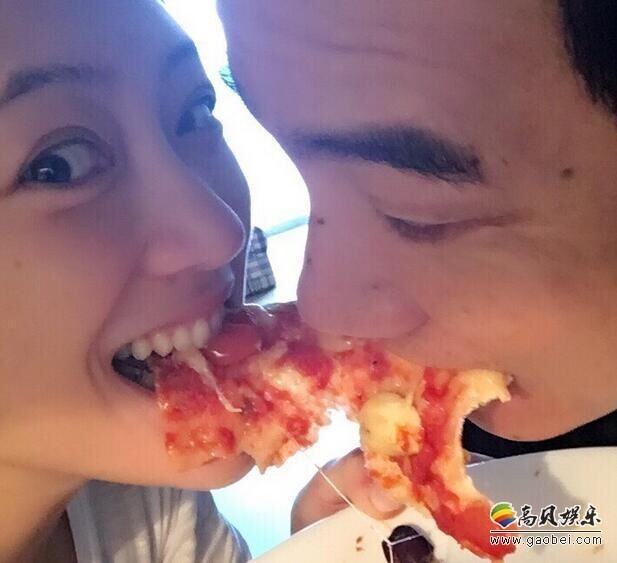 应采儿3岁的儿子会做披萨是吗? 应采儿3岁的儿子会做披萨是吗?