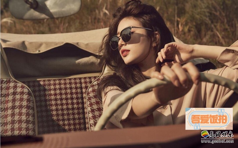 韩国女艺人秀智近日代言品牌拍摄了最新春夏季宣传照