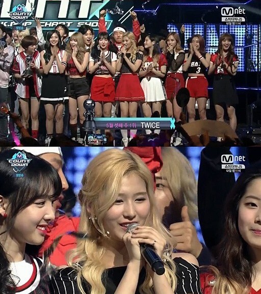 TWICE凭借新歌《CHEER UP》成四冠王 令业界为之瞩目 TWICE凭借新歌《CHEER UP》成四冠王 令业界为之瞩目