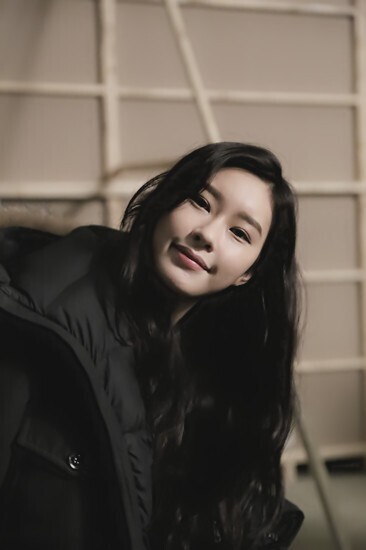 韩国女子组合Rania前成员黄以娜在《灭罪师》扮演了什么角色？