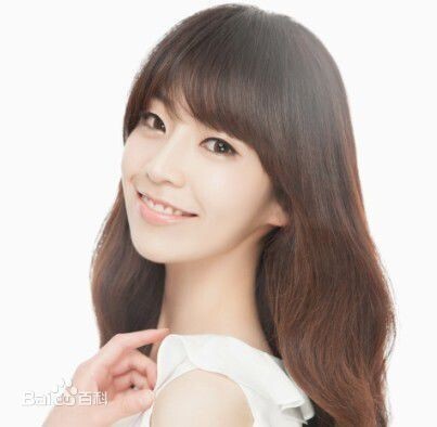 韩国女团N-White成员夏景是什么时候出生的？