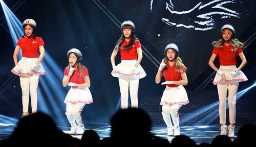 韩国女团Crayon Pop的主要成就有哪些？