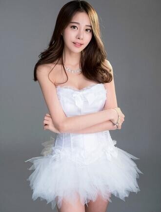 Crayon Pop成员金敏英在队内的职务是什么? Crayon Pop成员金敏英在队内的职务是什么?