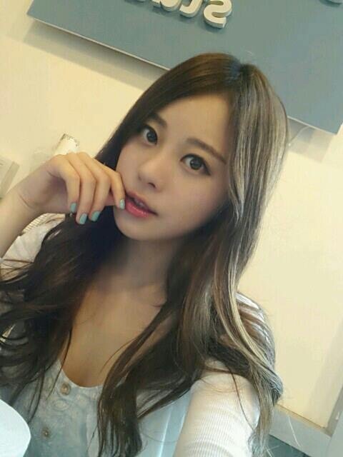 Crayon Pop的成员金敏英的个人评价如何? Crayon Pop的成员金敏英的个人评价如何?