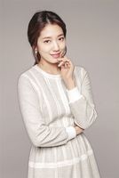 韩国女艺人朴信惠毕业于哪所学校？