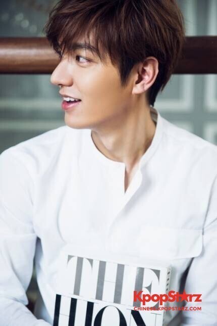 李敏镐的照顾和粉丝爱在泰国再一次让人印象深刻