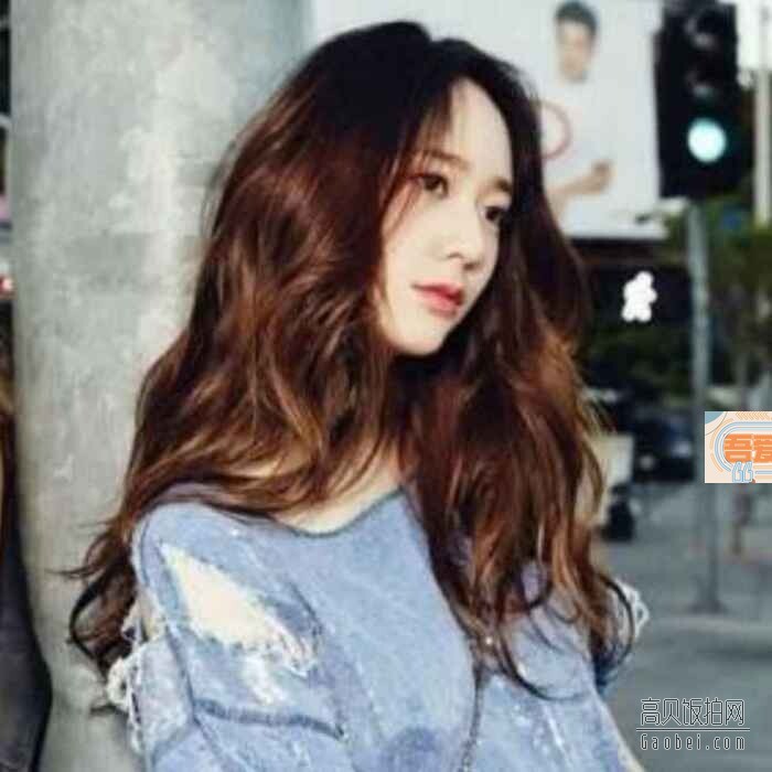 韩国女歌手郑秀晶毕业于哪所学校？