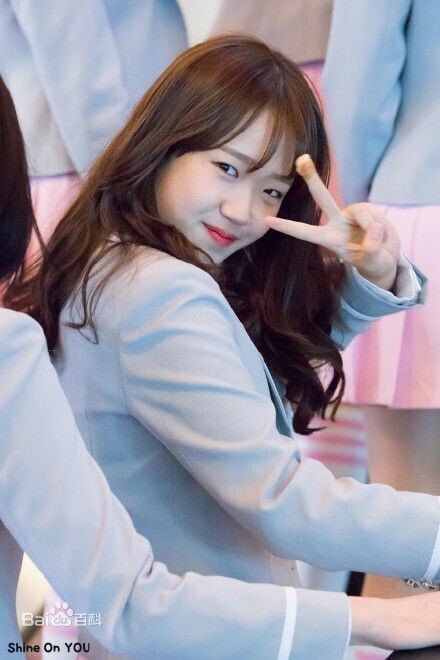 女团I.O.I成员崔佑贞是什么时候出生的? 女团I.O.I成员崔佑贞是什么时候出生的?