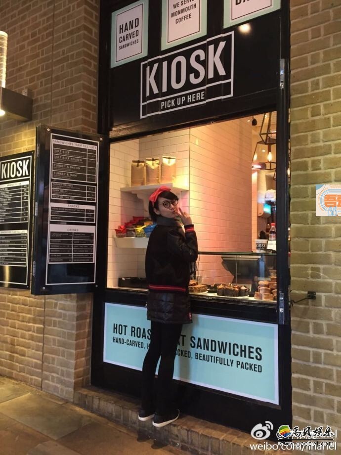 2月11日林依晨微博晒伦敦游玩图 2月11日林依晨微博晒伦敦游玩图