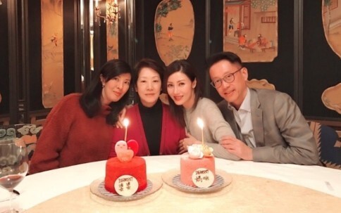 李嘉欣晒出与老公、姐姐为妈妈庆生的照片