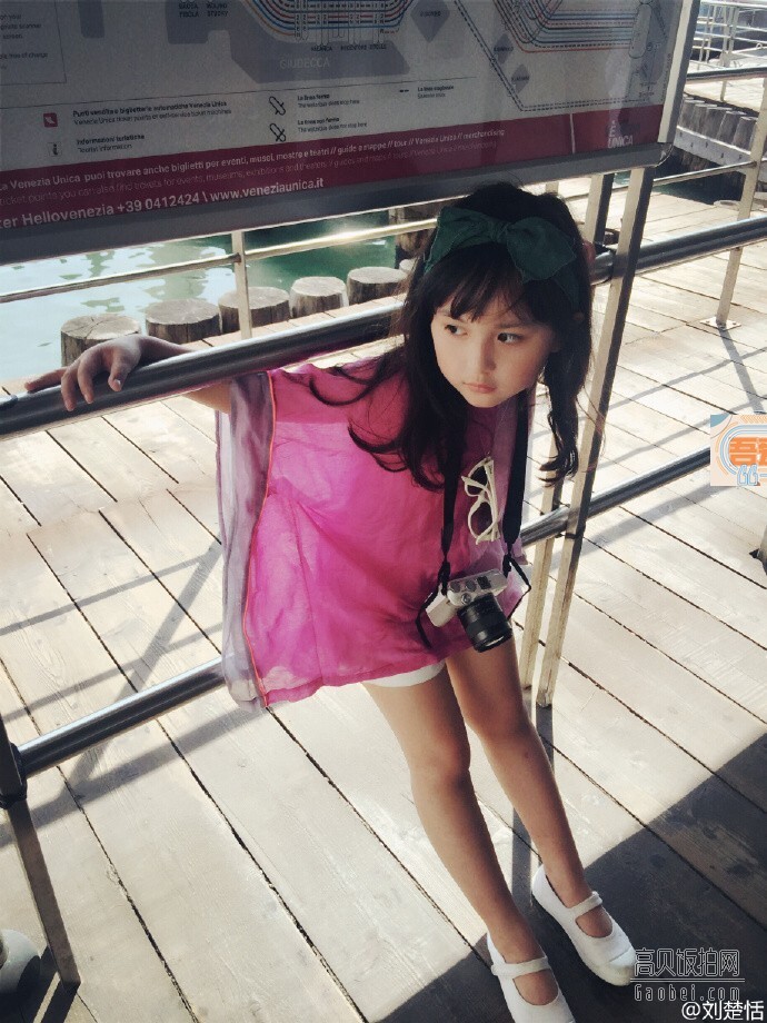 扮演小芈月的刘楚恬晒出一组出游照 扮演小芈月的刘楚恬晒出一组出游照