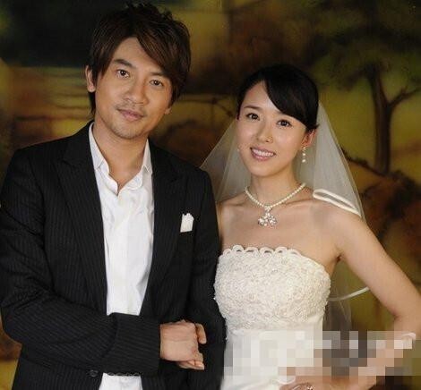 苏有朋的结婚了，曝秘密结婚还有孩子？