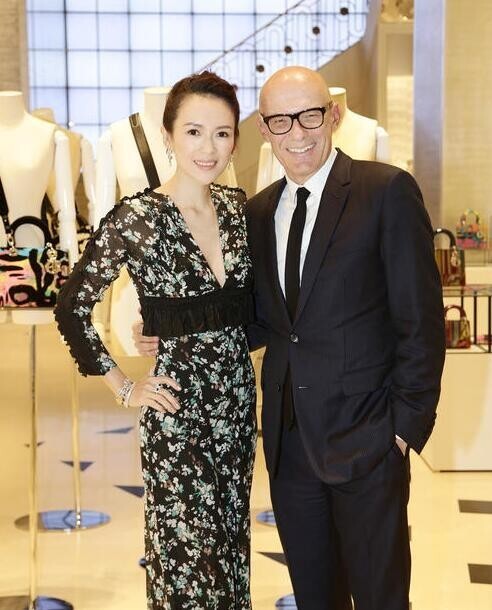 醒醒妈妈现身北京Dior活动现场？