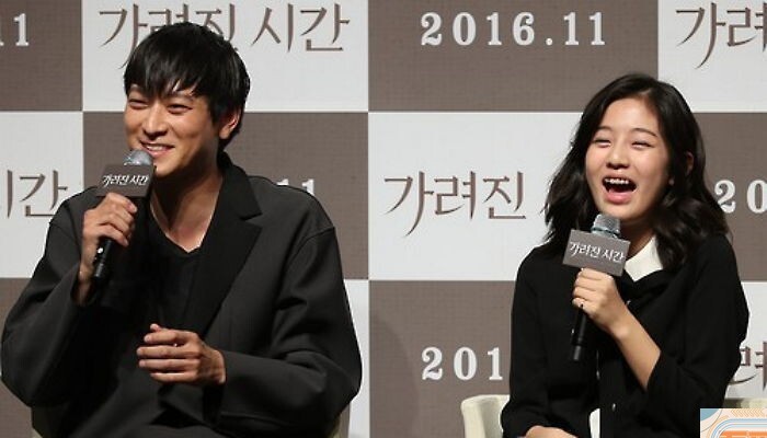 姜栋元和申恩秀出席《模糊的时间》制作发布会