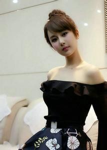 演员杨紫参演的第一部电视剧叫什么名字？