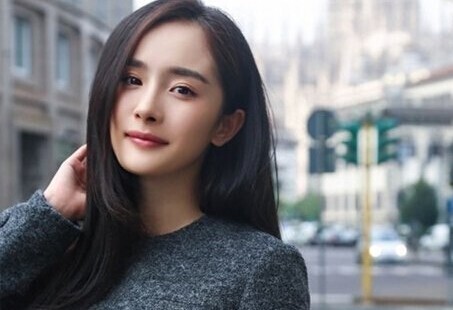 杨幂近日重开Instagram账号,昨天再次更新账号内容 杨幂近日重开Instagram账号,昨天再次更新账号内容