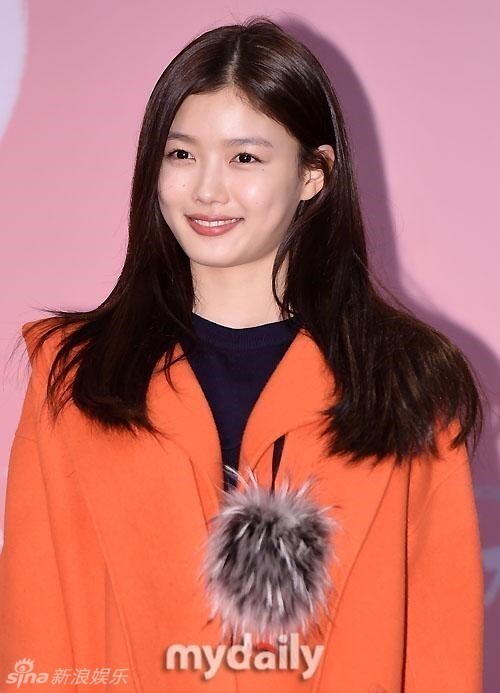 韩国电影《纯情》在三成洞MAGABOX电影院举行试映会