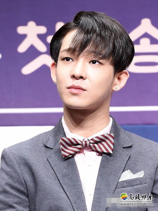 南太铉因心理健康问题将暂时中断活动 南太铉因心理健康问题将暂时中断活动