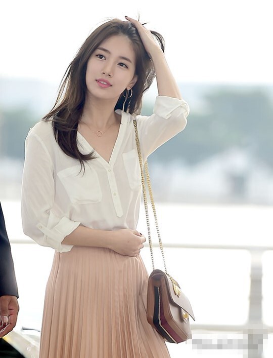 韩国女星秀智飞赴香港为出席香港有关活动 韩国女星秀智飞赴香港为出席香港有关活动