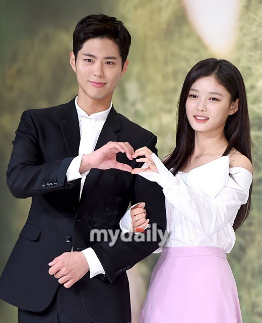 《云画的月光》昨晚再创收视新高 《云画的月光》昨晚再创收视新高