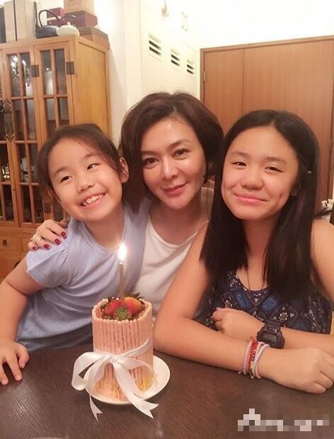 9月24日是大美人关之琳（之之）的54岁生日