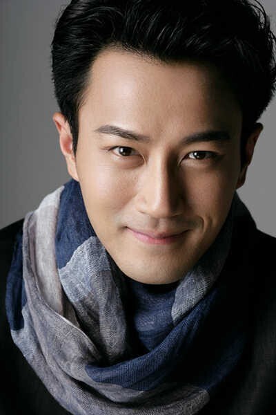 刘恺威是哪一年正式踏入演艺圈？