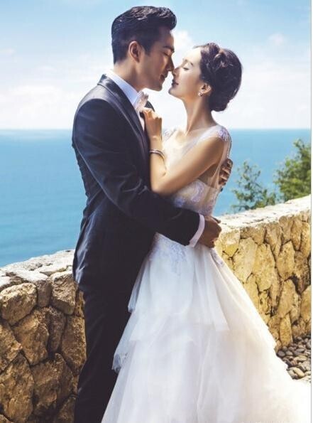 刘恺威是在哪一年娶妻的，妻子叫什么？