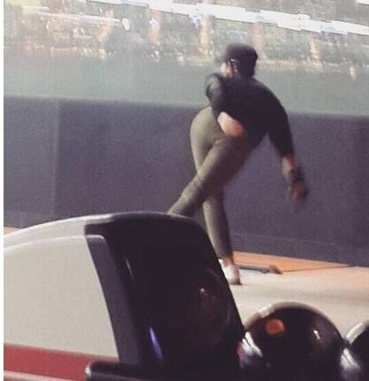 金秀贤正式挑战职业保龄球了? 金秀贤正式挑战职业保龄球了?