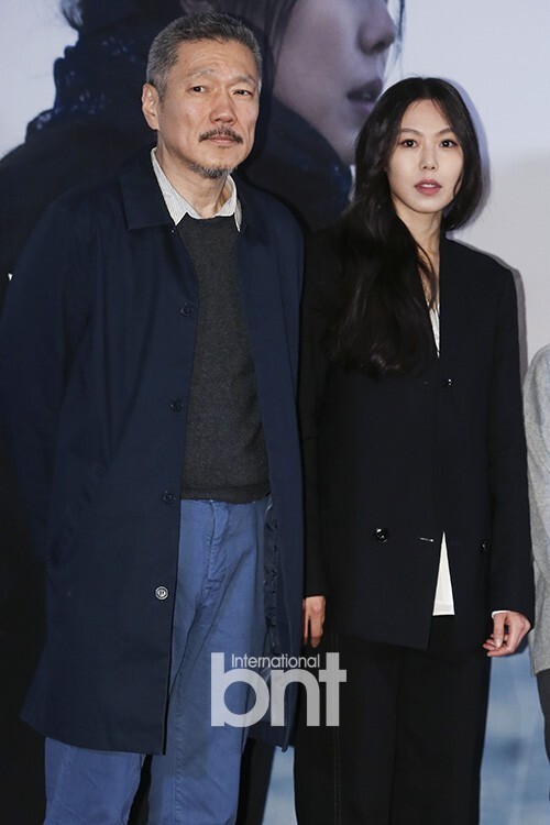 《独自在海边的夜晚》媒体试映会在首尔广津区某影院举行