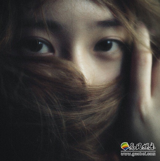 韩国组合f(x)成员Krystal与Glen Check成员金俊元将展开特别合作