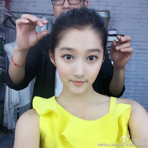 关晓彤拿过哪些奖项？