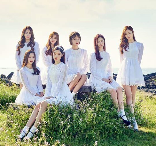 女团DIA新辑主打歌在各大音源榜均获得佳绩 将守约办游击演出会感谢粉丝