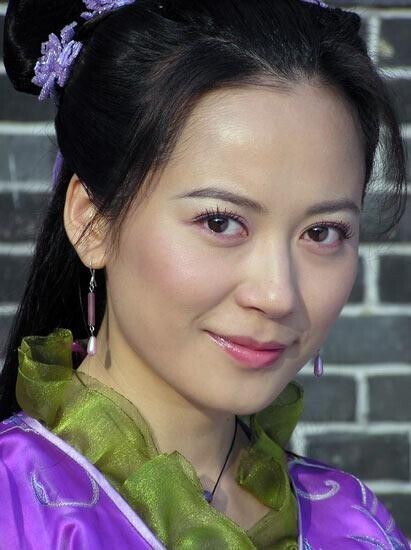 俞飞鸿是什么时候出生的？