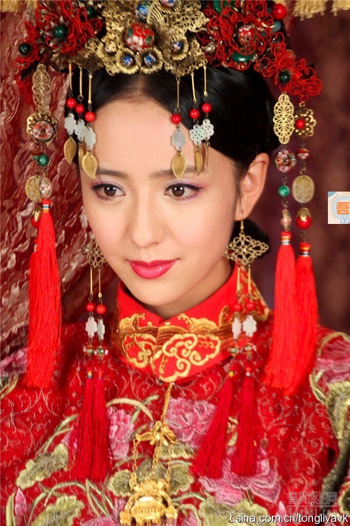 演员佟丽娅是不是少数民族？