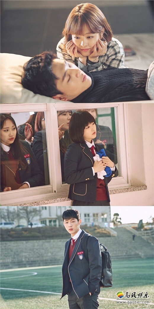 《大力女子都奉顺》公开了朴宝英一脸爱慕地看着Jisoo的剧照 《大力女子都奉顺》公开了朴宝英一脸爱慕地看着Jisoo的剧照