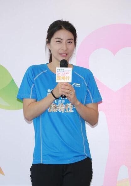 郭晶晶曝儿子不爱游泳,这是准备生二胎来培养一个吗? 郭晶晶曝儿子不爱游泳,这是准备生二胎来培养一个吗?