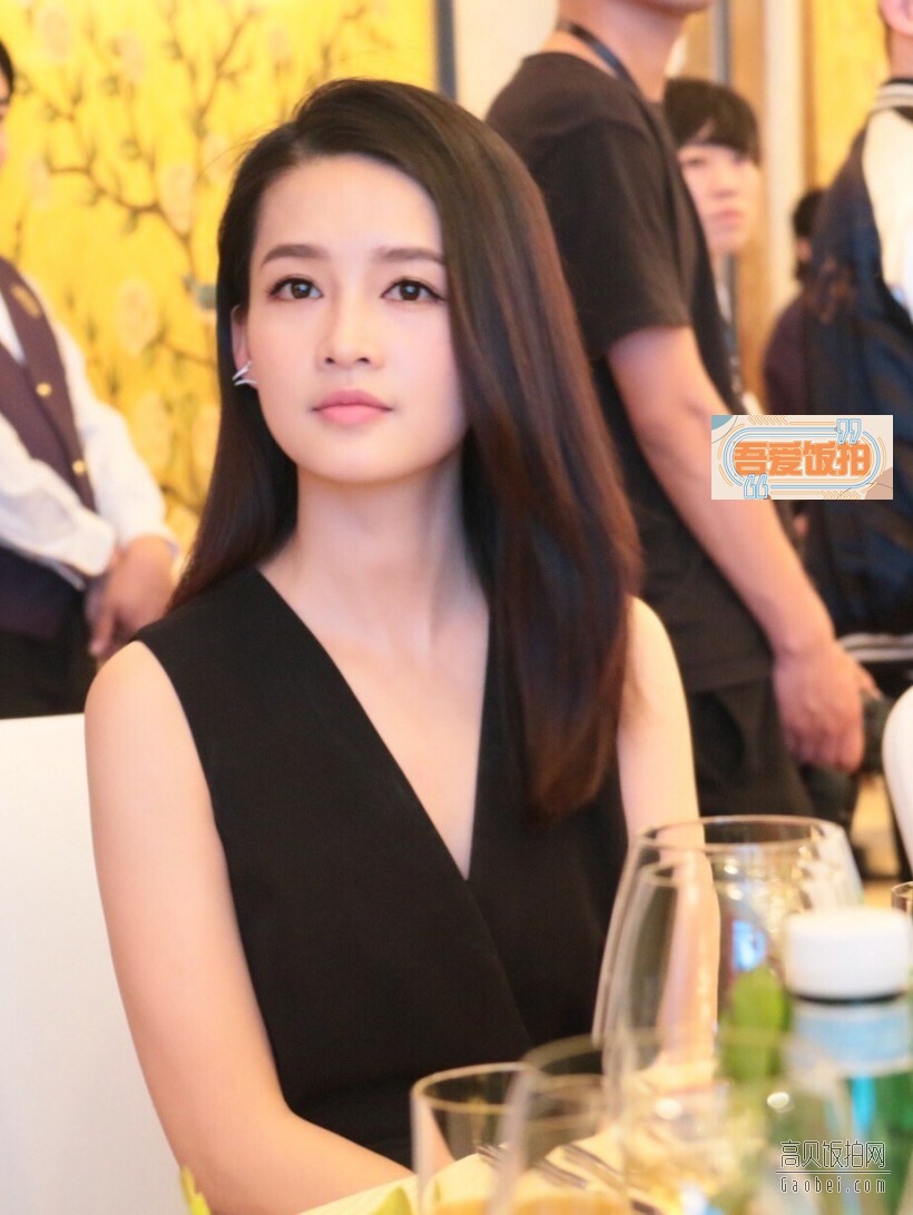 演员李沁的身高有多高？