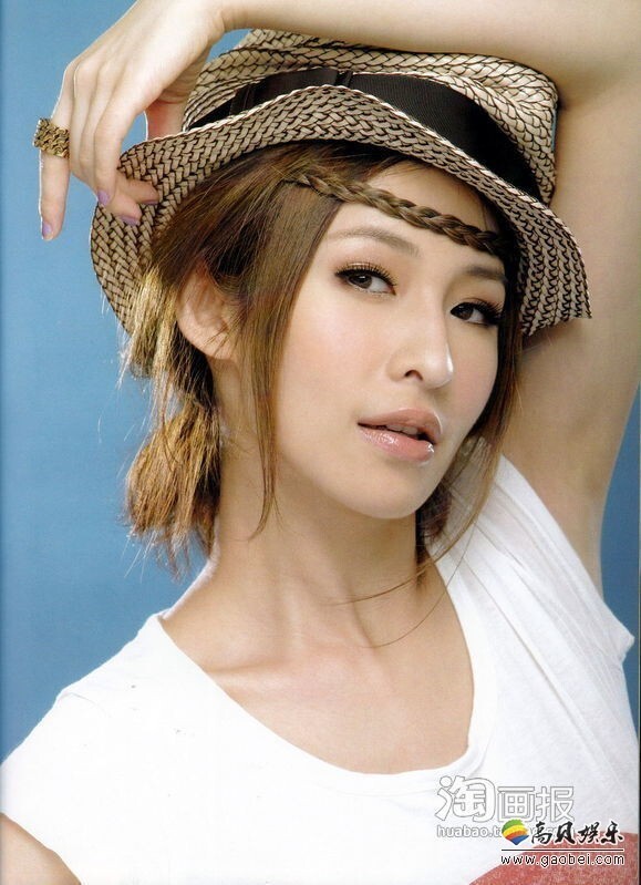 华语流行女歌手萧亚轩是哪一年出生的？