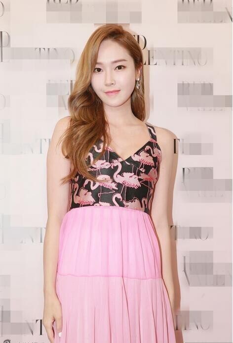 前少女时代成员郑秀妍(Jessica)出席某品牌活动 前少女时代成员郑秀妍(Jessica)出席某品牌活动