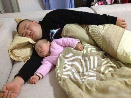 小岳岳女儿都会打酱油了,他老婆是谁? 小岳岳女儿都会打酱油了,他老婆是谁?