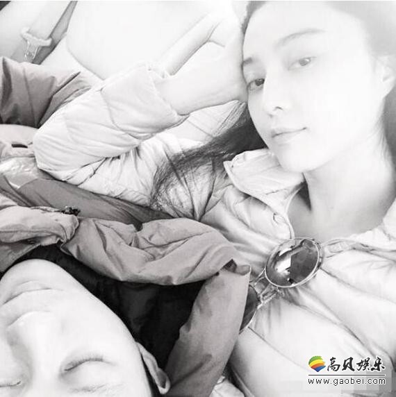 2月14日李晨晒出一段与范冰冰照片剪辑的视频