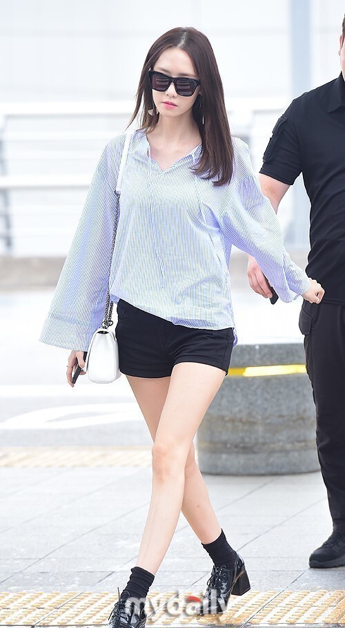 少女时代组合成员林允儿在北京举办了首个中国粉丝见面会 少女时代组合成员林允儿在北京举办了首个中国粉丝见面会