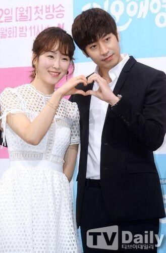 《又,吴海英》召开了记者见面会 徐玄振谈及在剧中搭档的Eric 《又,吴海英》召开了记者见面会 徐玄振谈及在剧中搭档的Eric