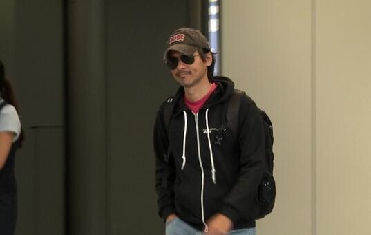 冯德伦与舒淇前后脚回香港 一起过中秋节