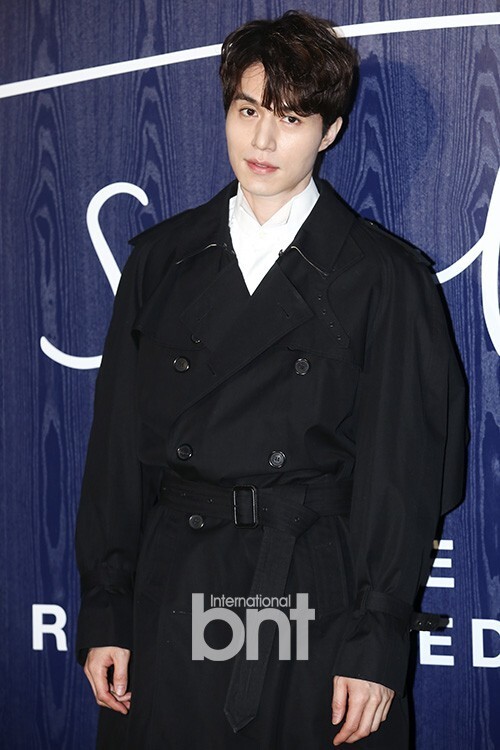 演员李栋旭等出席了某品牌展示会开幕活动 演员李栋旭等出席了某品牌展示会开幕活动