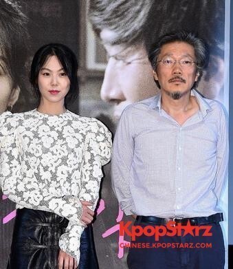 洪尚秀导演的电影《独自在夜晚的海边》入围主竞赛单元 洪尚秀导演的电影《独自在夜晚的海边》入围主竞赛单元