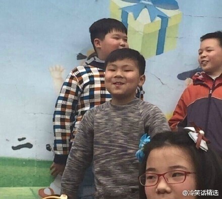 小岳岳撞脸了岳云鹏? 小岳岳撞脸了岳云鹏?